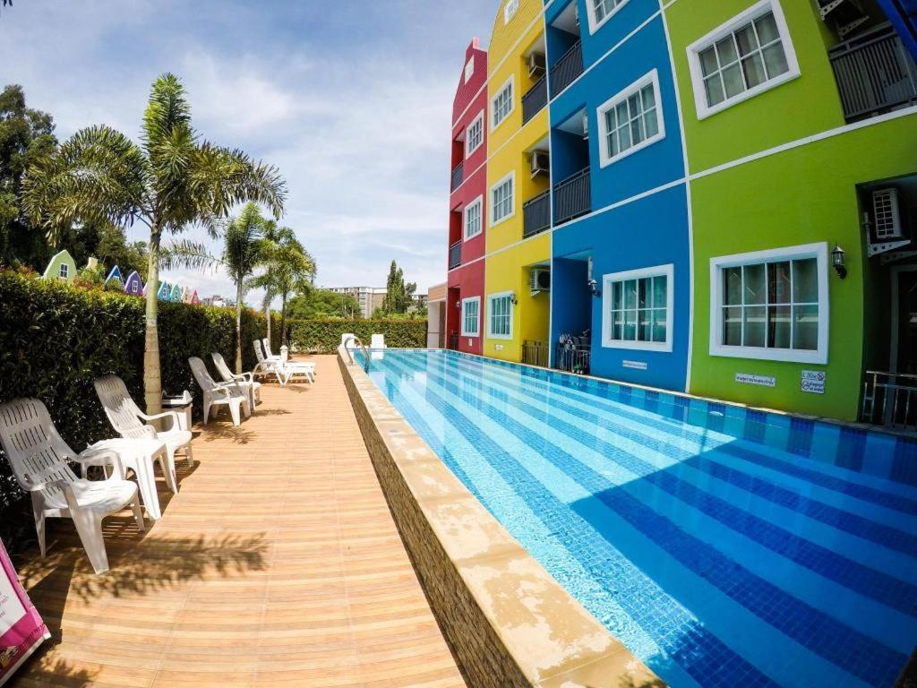 Holland 2* Patong