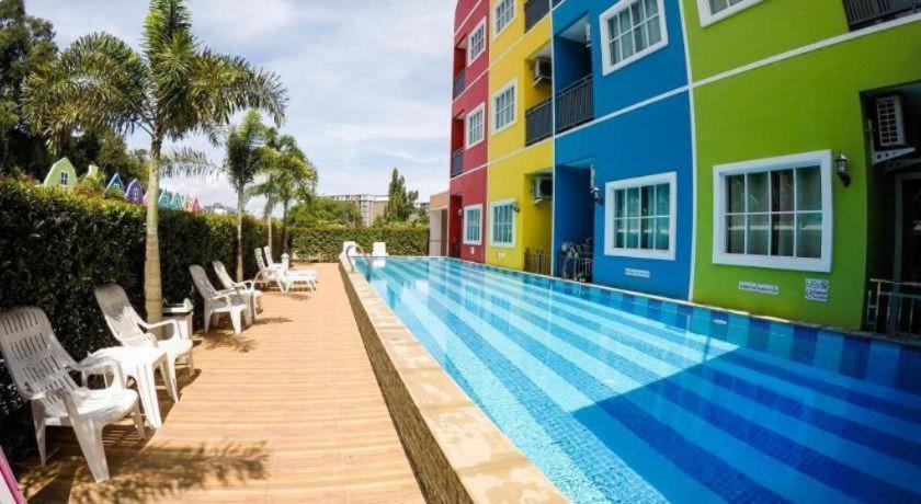 Holland Hotel Patong