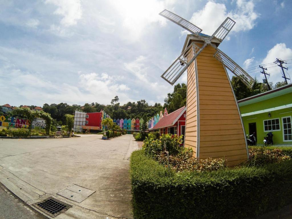 Holland 2* Patong